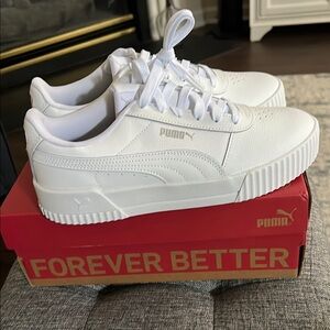 NWOT Puma Classic White Sneakers (box to ship)
